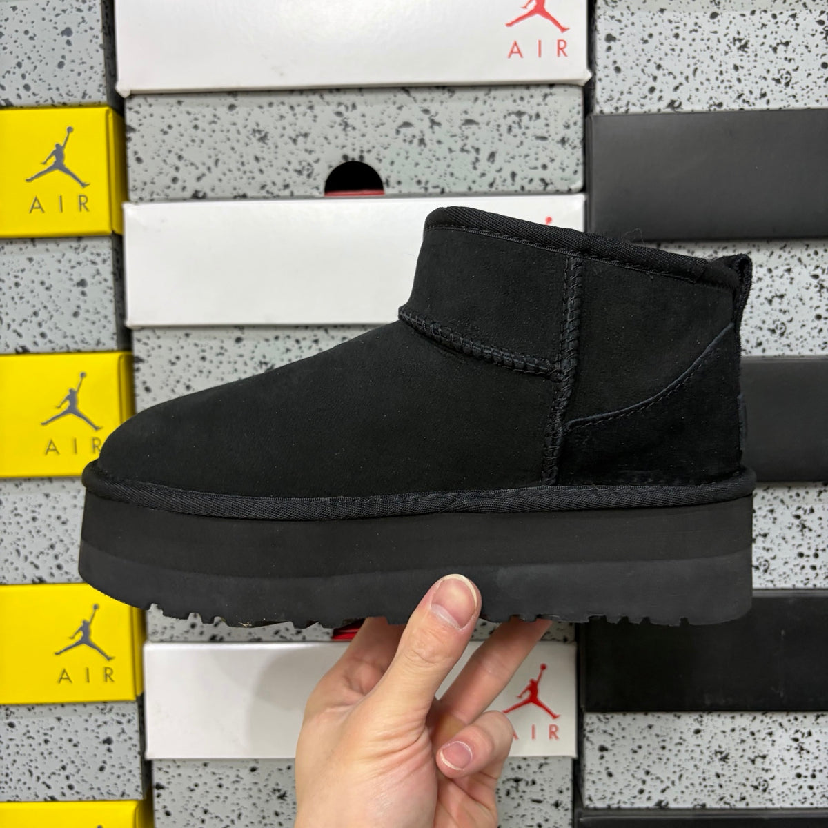 UGG Black Platform Ankle Boots – 3 cm