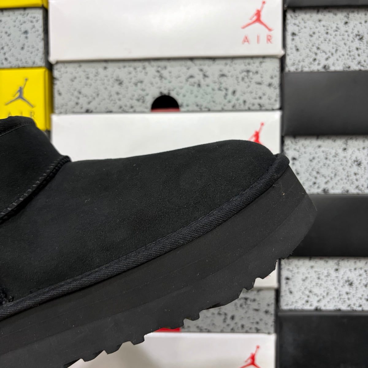 UGG Black Platform Ankle Boots – 3 cm