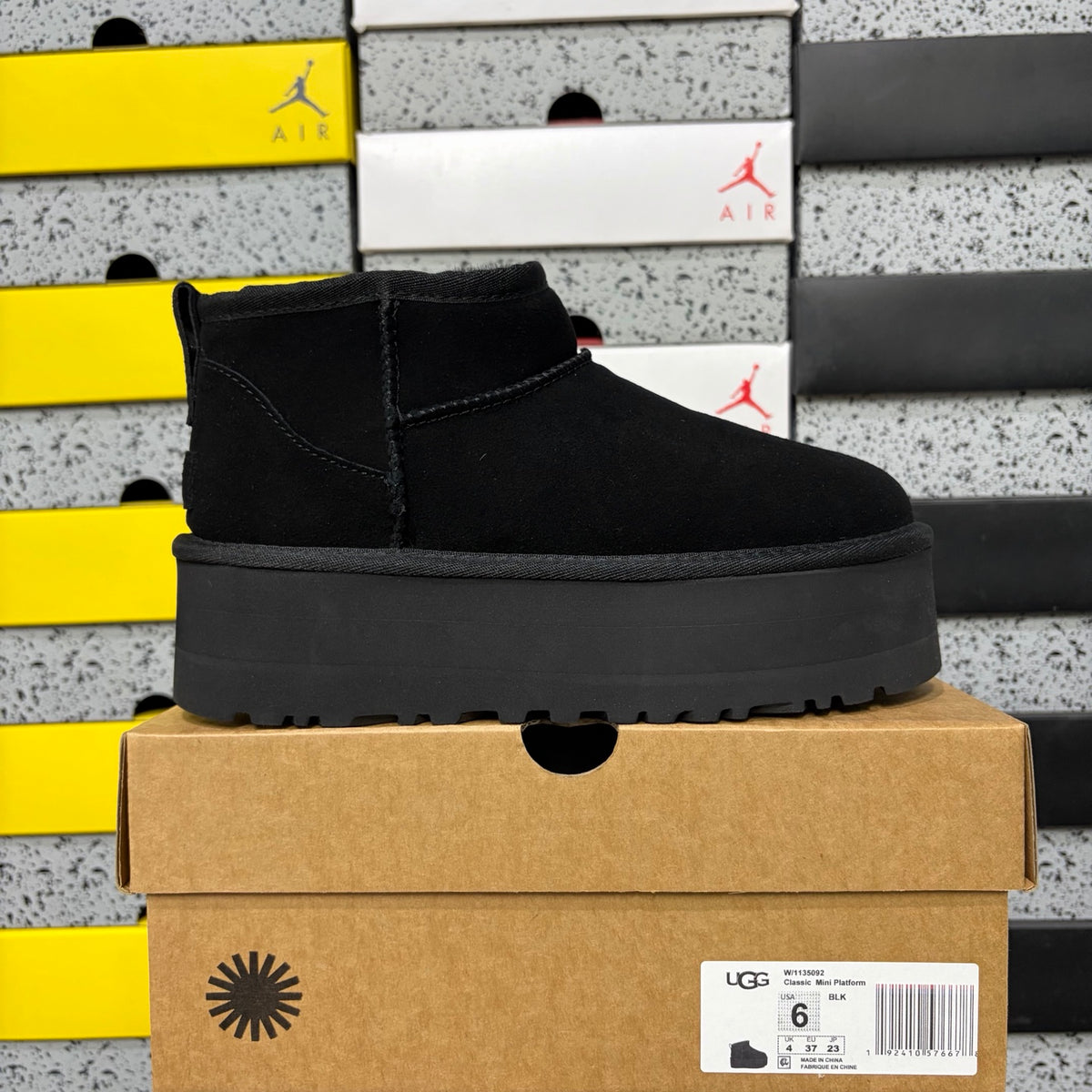 UGG Black Platform Ankle Boots – 5 cm