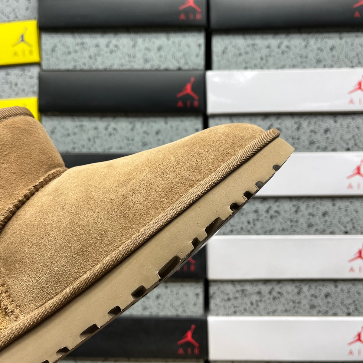 UGG Chestnut Mini Pull-On Ankle Boots
