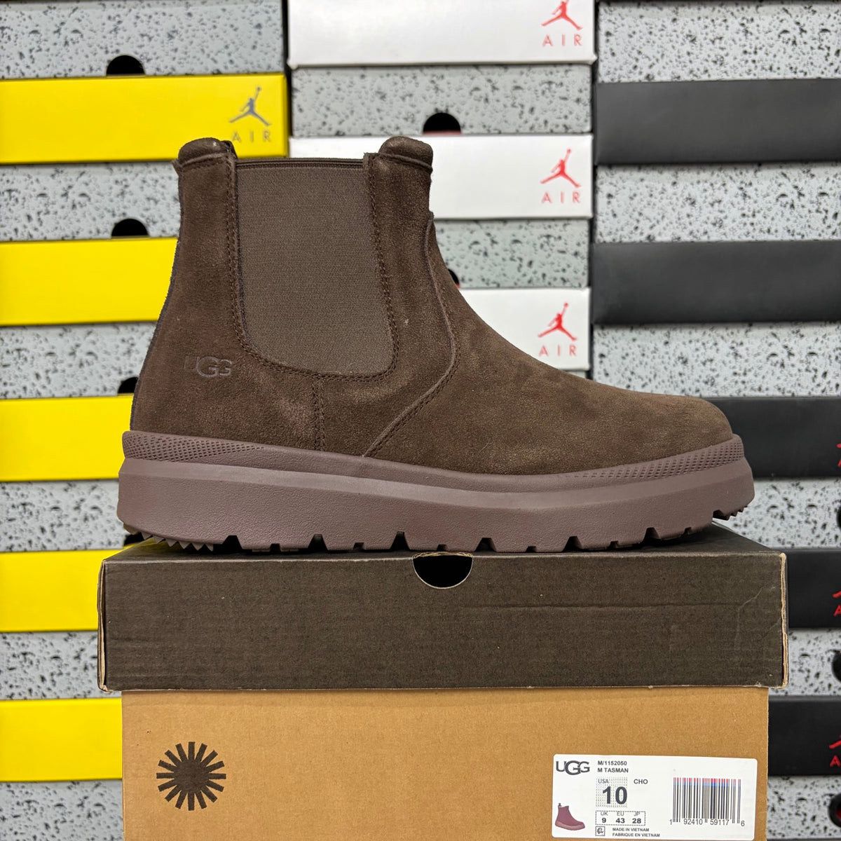 UGG Chocolate Chelsea Ankle Boots with Lug Sole