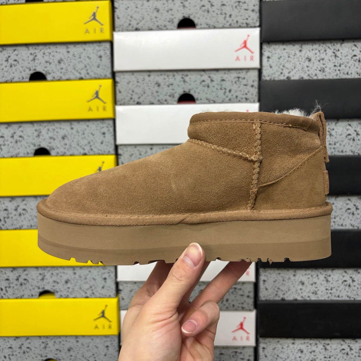UGG Chestnut Platform Ankle Boots – 3 cm