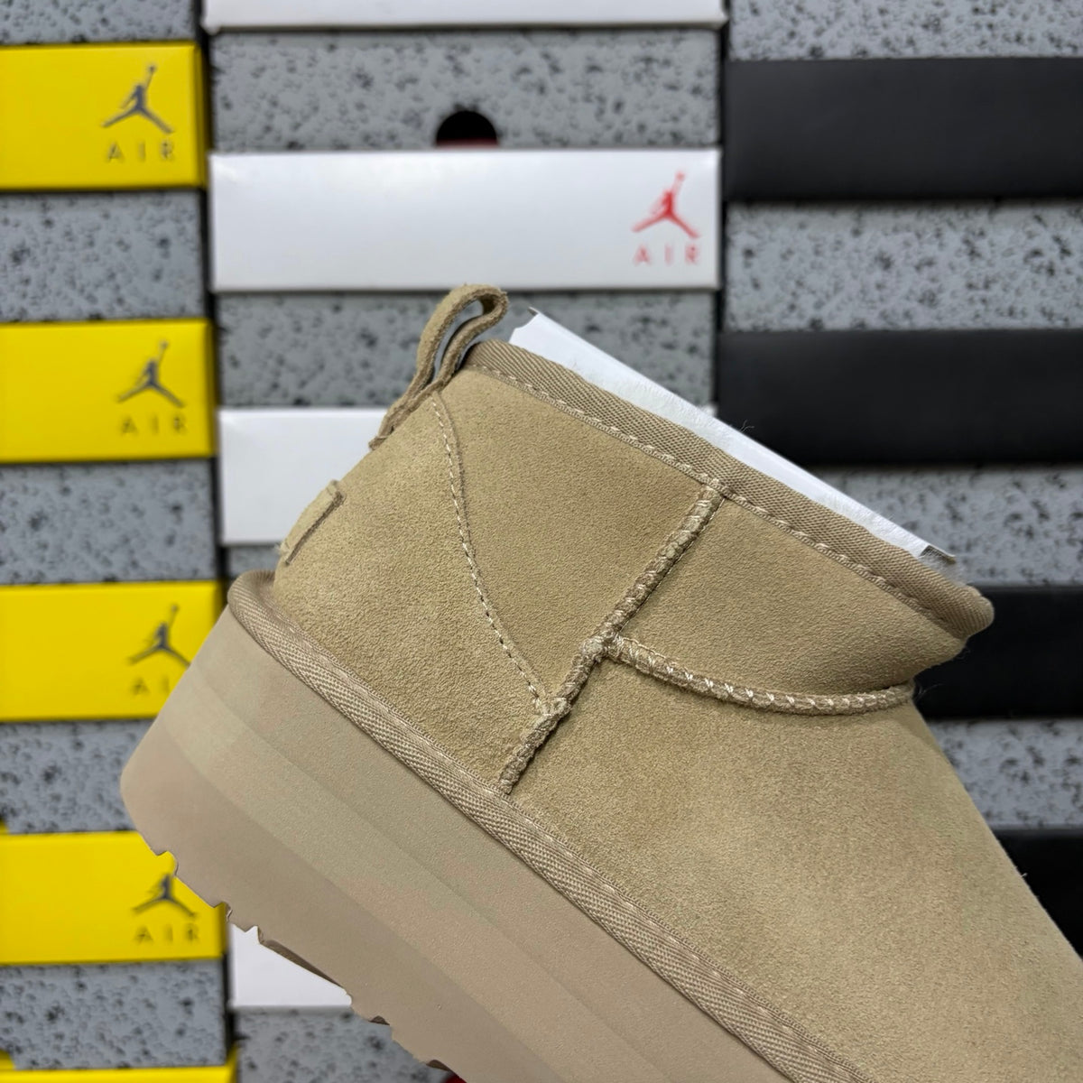 UGG Mustard Platform Ankle Boots – 5 cm