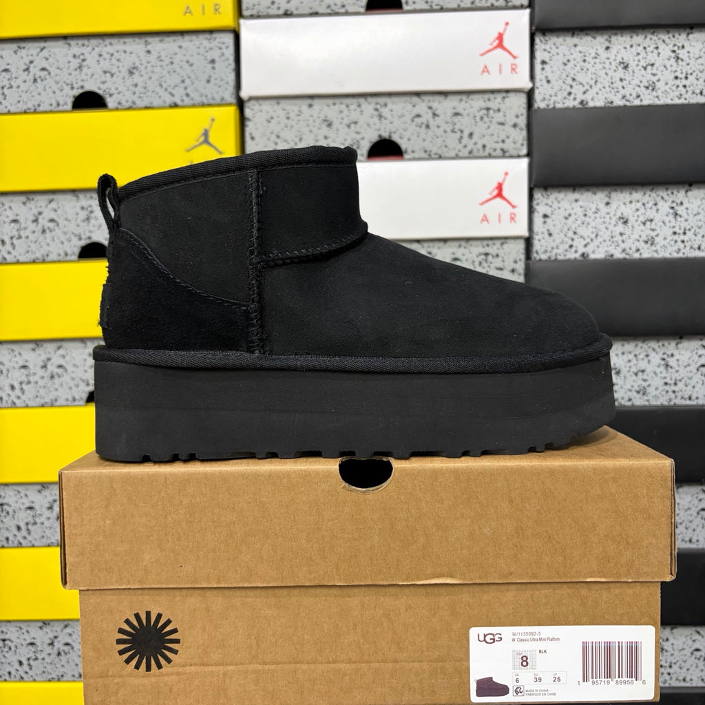 UGG Black Platform Ankle Boots – 3 cm