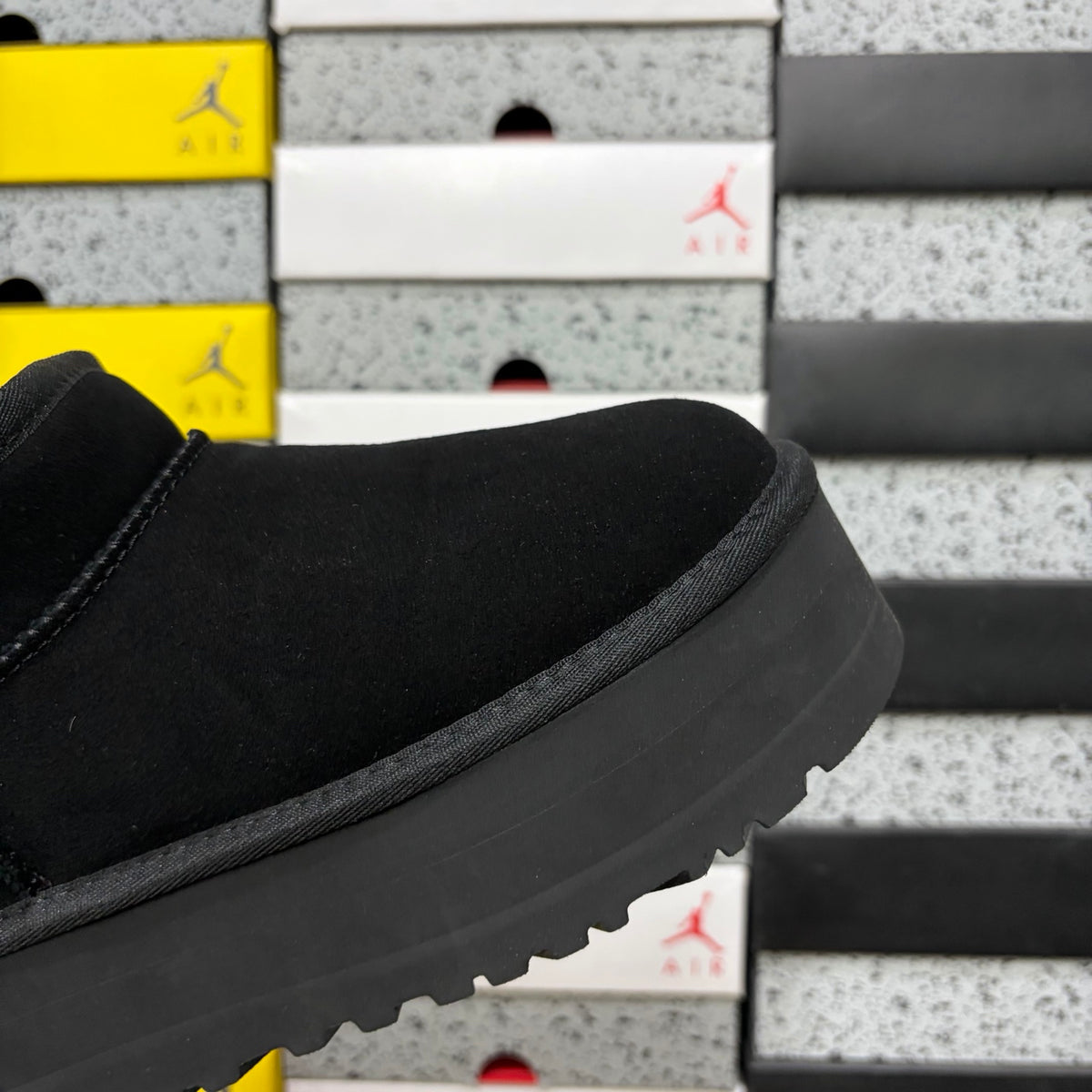 UGG Black Platform Ankle Boots – 5 cm